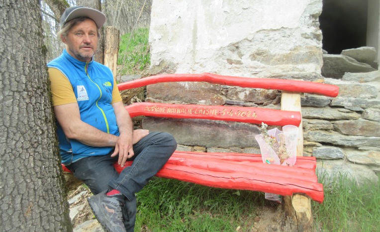 A La Salle una panchina rossa per ricordare Auriane Laisne